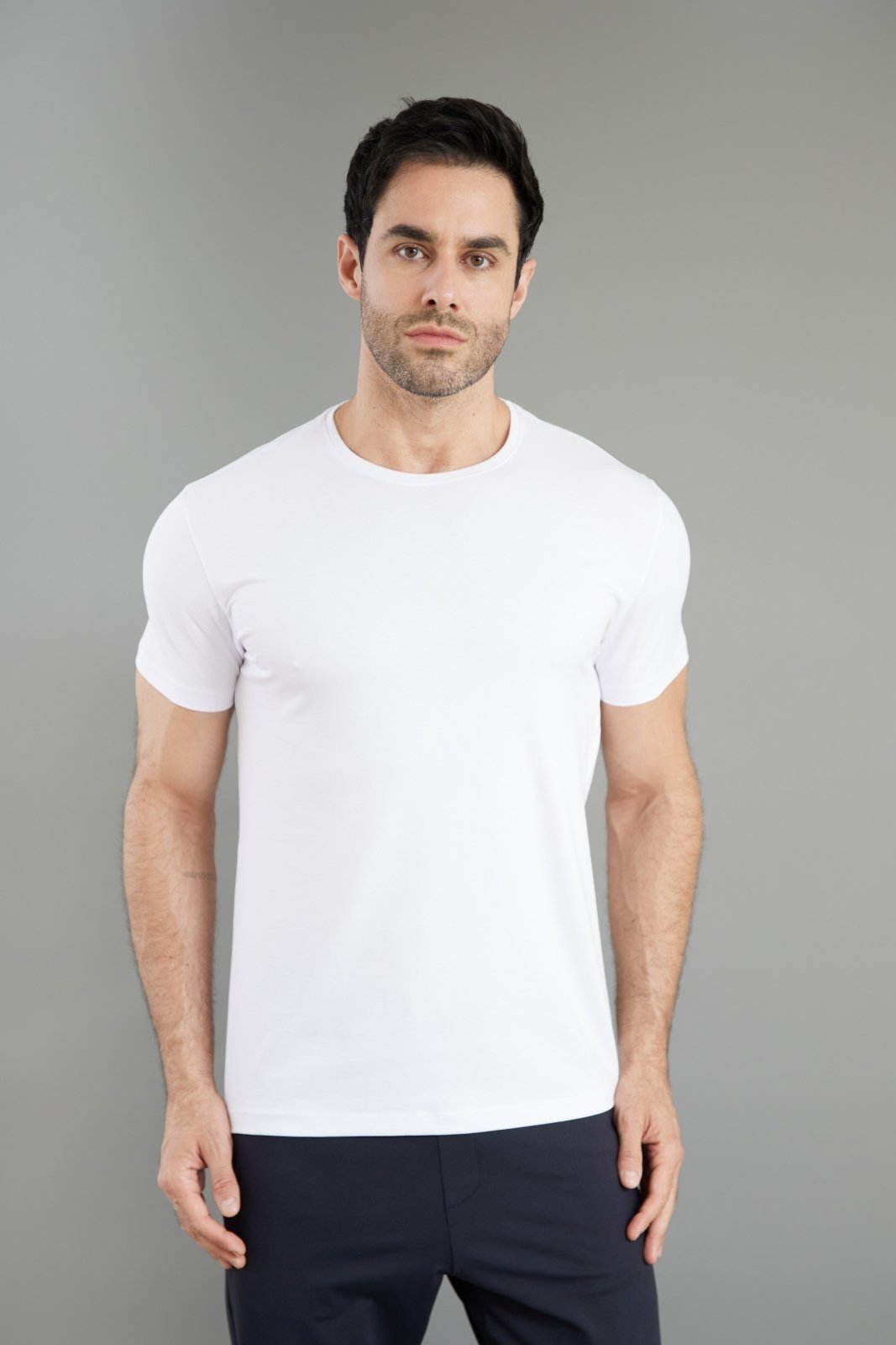 Camiseta Masculina Slim em Algodão Pima Manga Curta Dialogo Branco