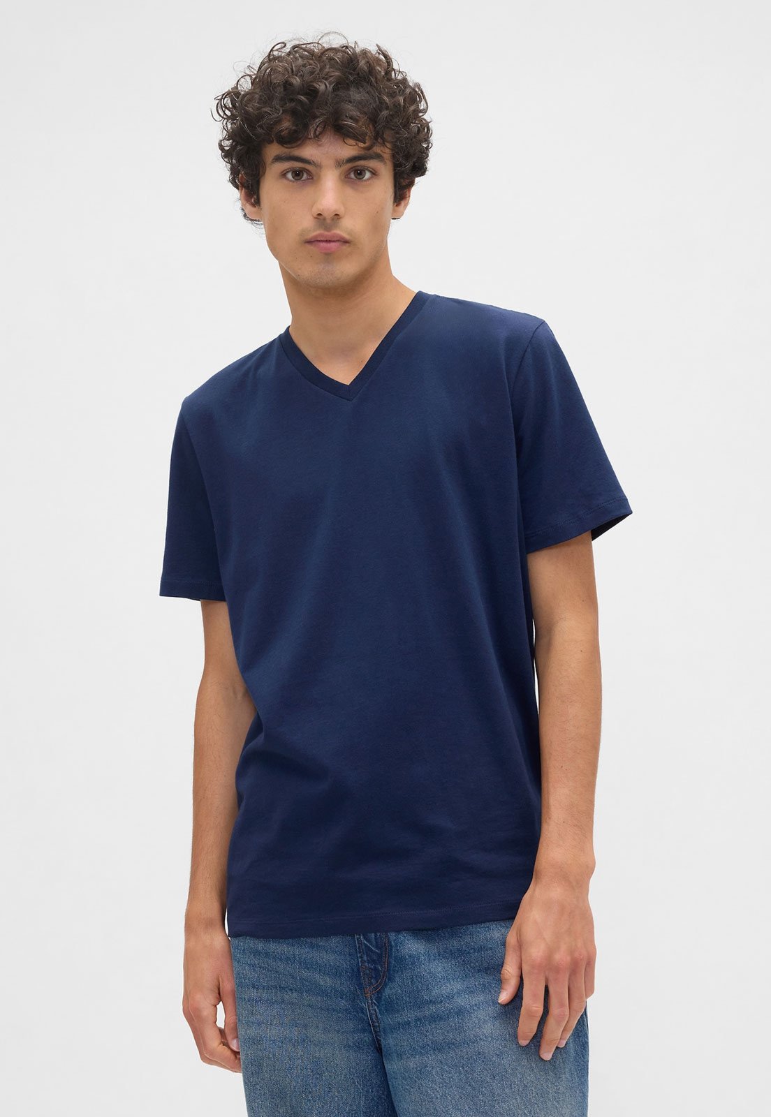 Camiseta Masculina GAP Decote V Azul Marinho