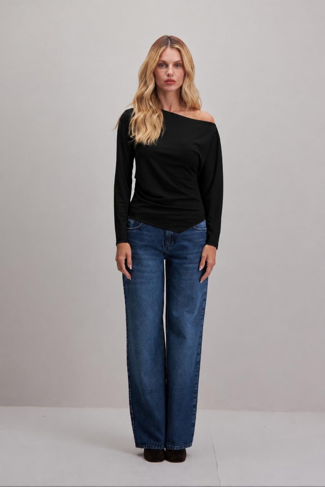 Blusa Com Detalhe De Pregas Carlota Costa Preto