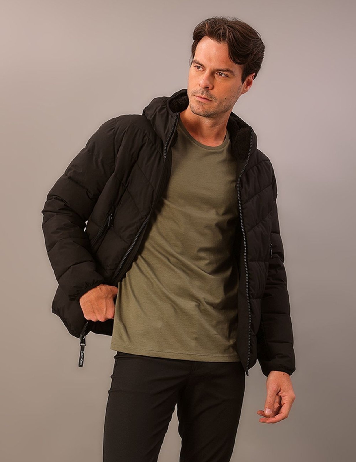 Vista 2 Camiseta Masculina Gola Careca Solid Liquid - Oliva CKS Premium Label verde oliva CKS Premium Label verde oliva