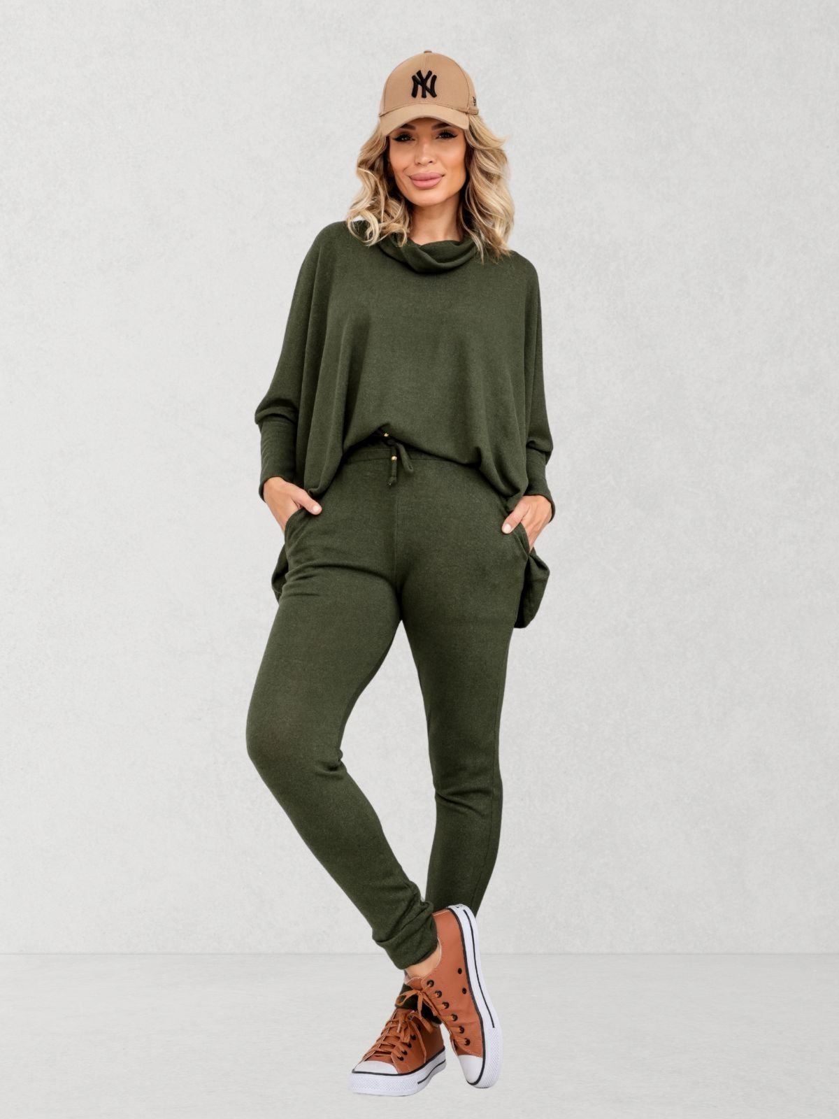 Conjunto Via Lessa Dublin em Malha Tricot Verde Oliva