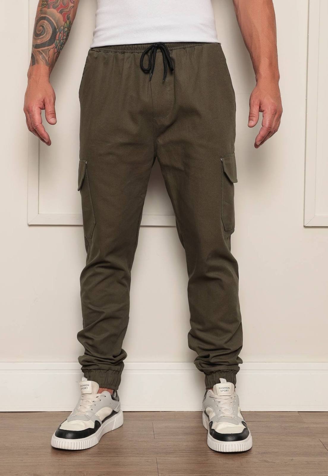 Vista 3 Calça Jogger Masculina Ethereal Jeans com Bolso Cargo Confortável Com Punho Verde verde militar verde militar