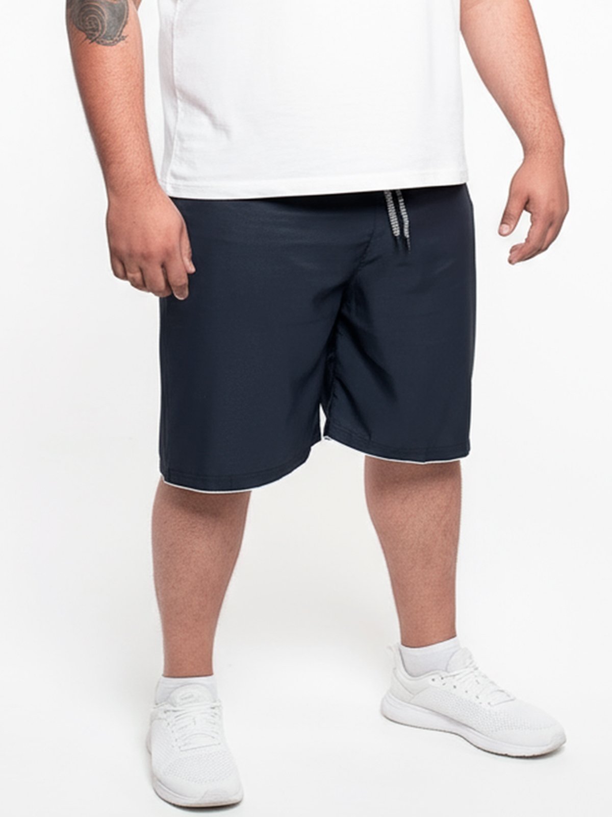 Bermuda Plus Size Frent’s Tactel Esporte Detalhe na Barra Casual