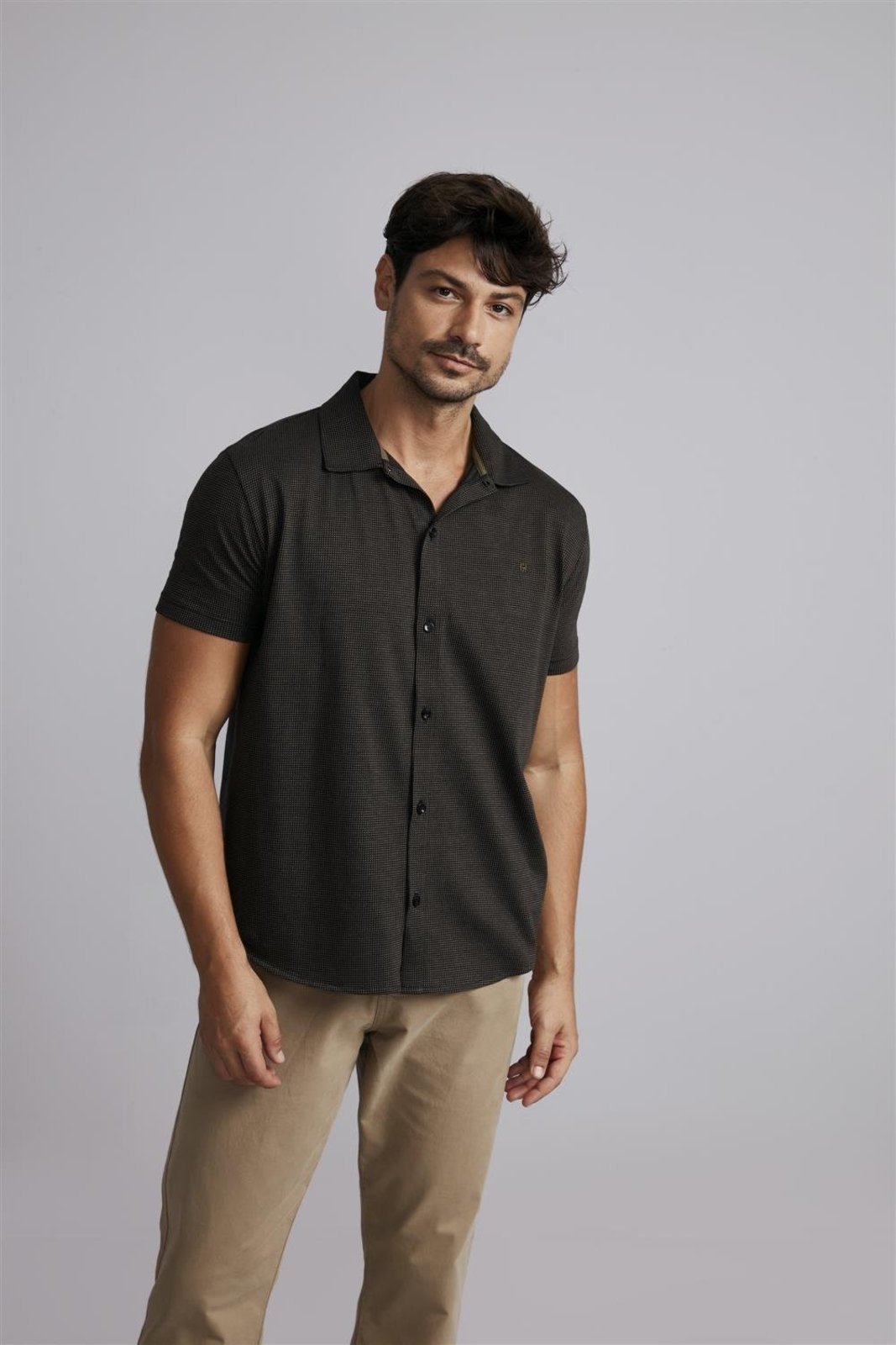 HIGHSTIL Camisa Manga Curta Jacquard Slim Fit - Preto/Exército