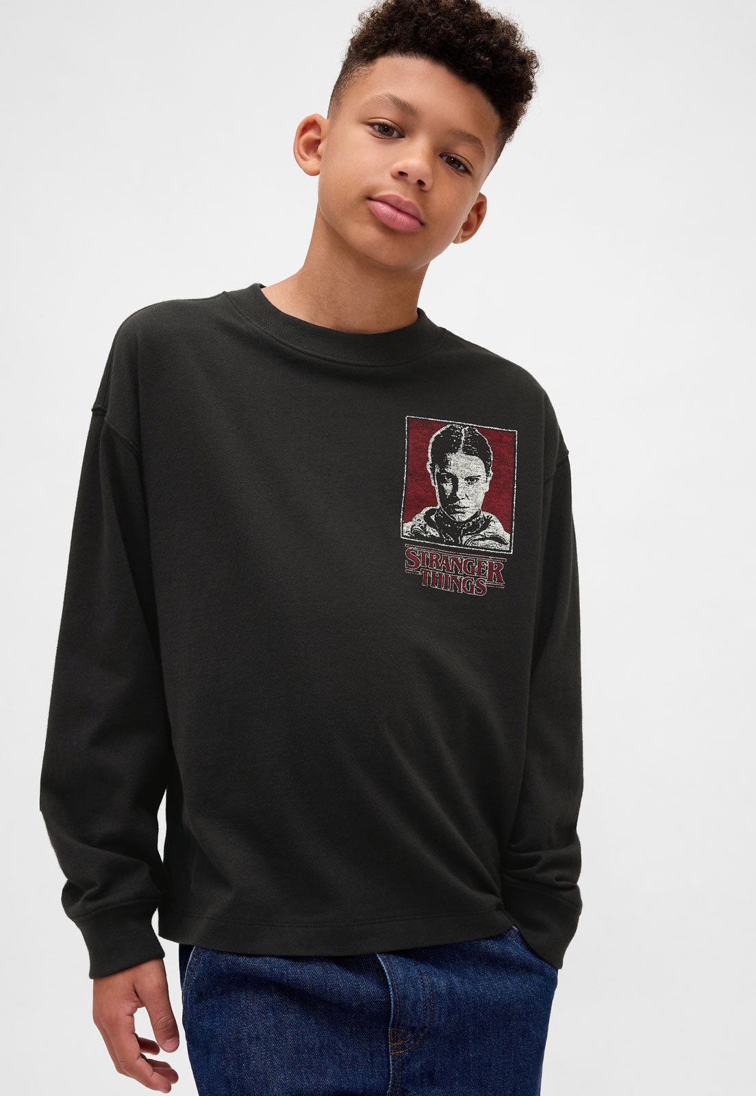 Infantil - Camiseta Manga Longa GAP Stranger Things Preta