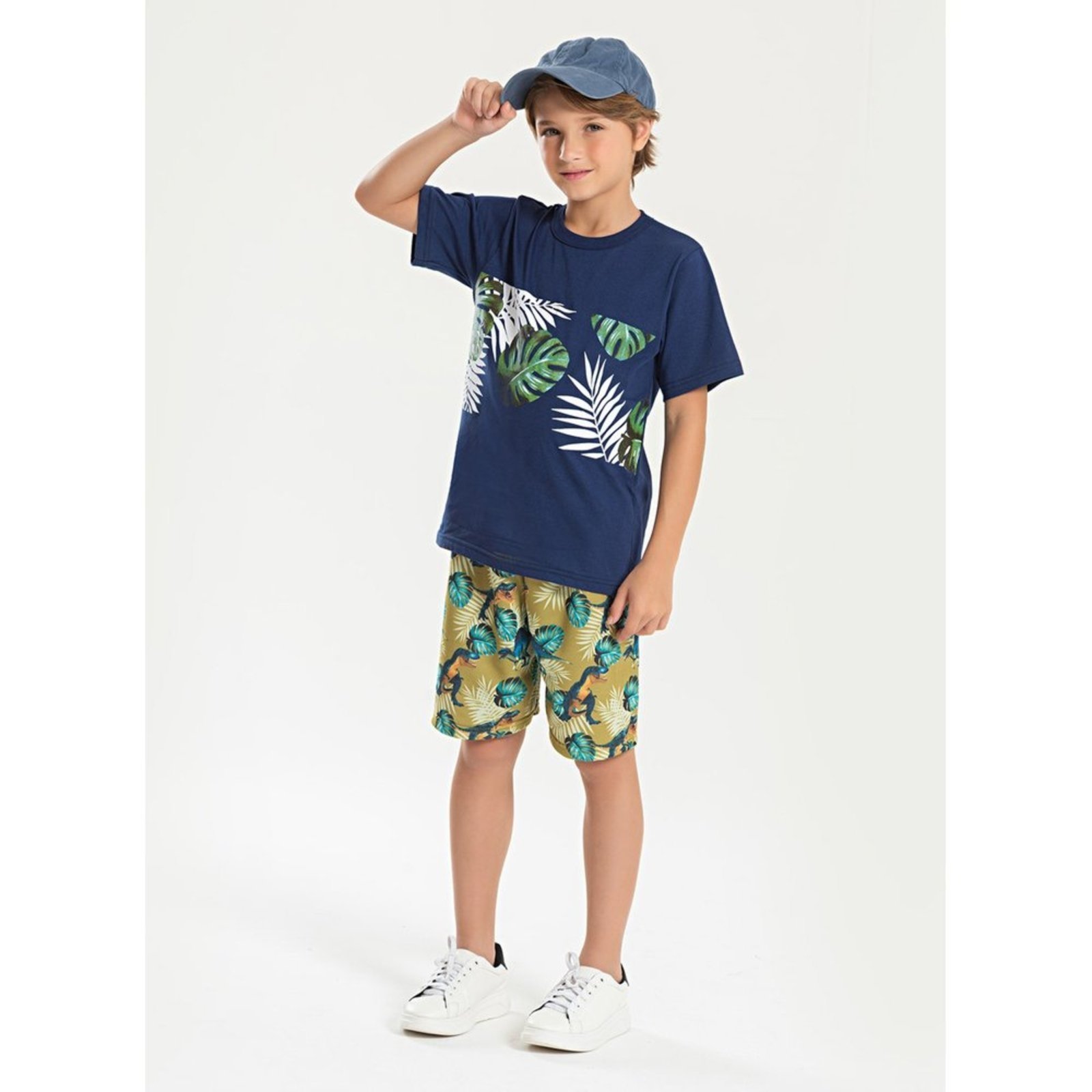 Infantil – Conjunto Verão Menino Marinho Camiseta e Bermuda Folhagens e Dinossauros