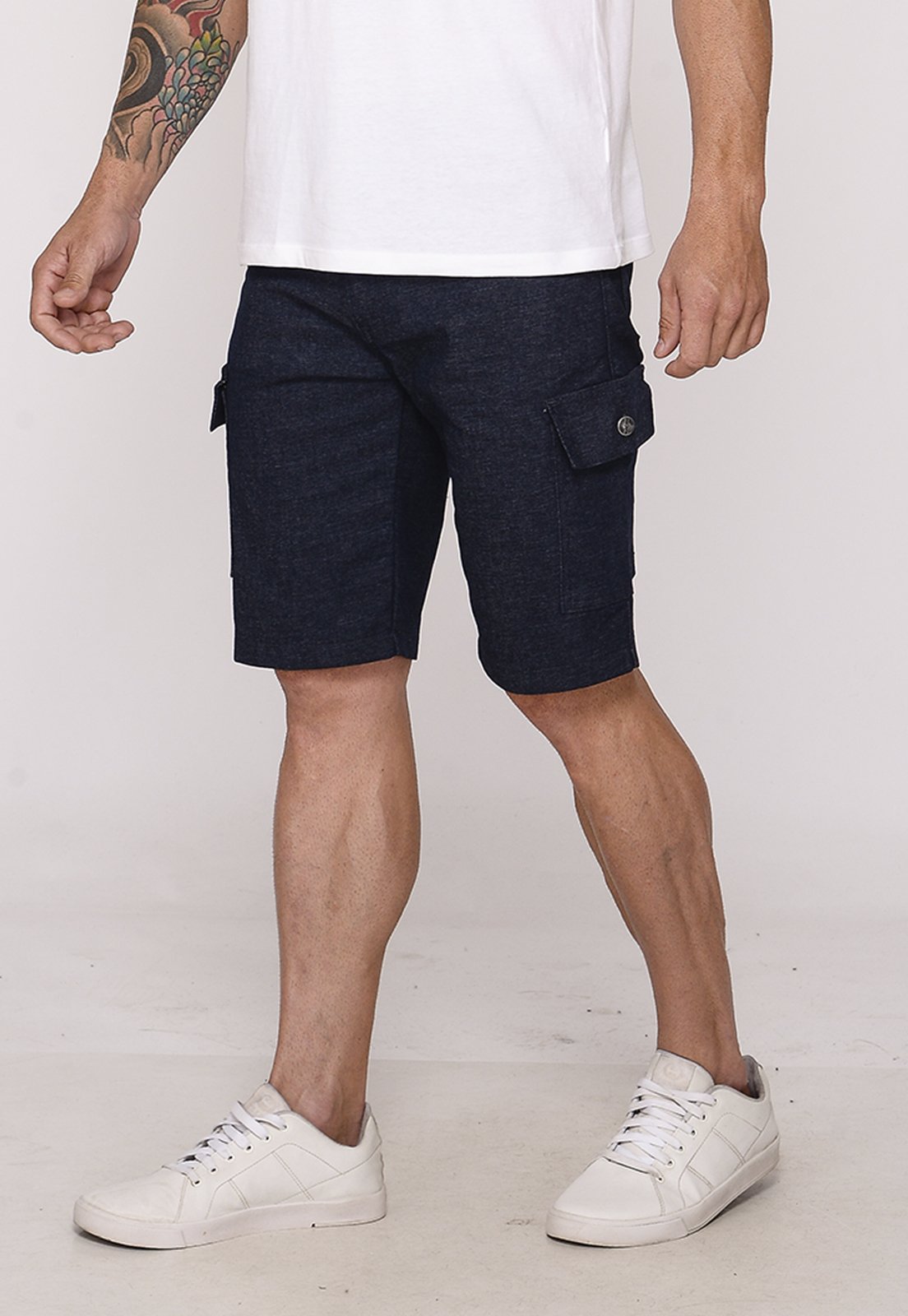 Bermuda Masculina Cargo Sarja Elástica Bolsos Laterais Casual Confortável Azul Marinho