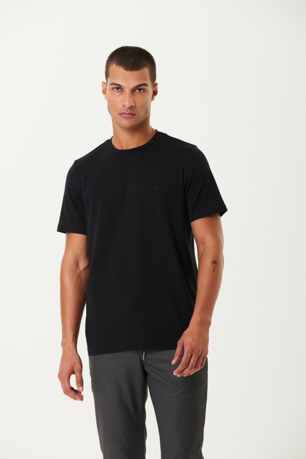 Camiseta Pima Traymon Slim Preto