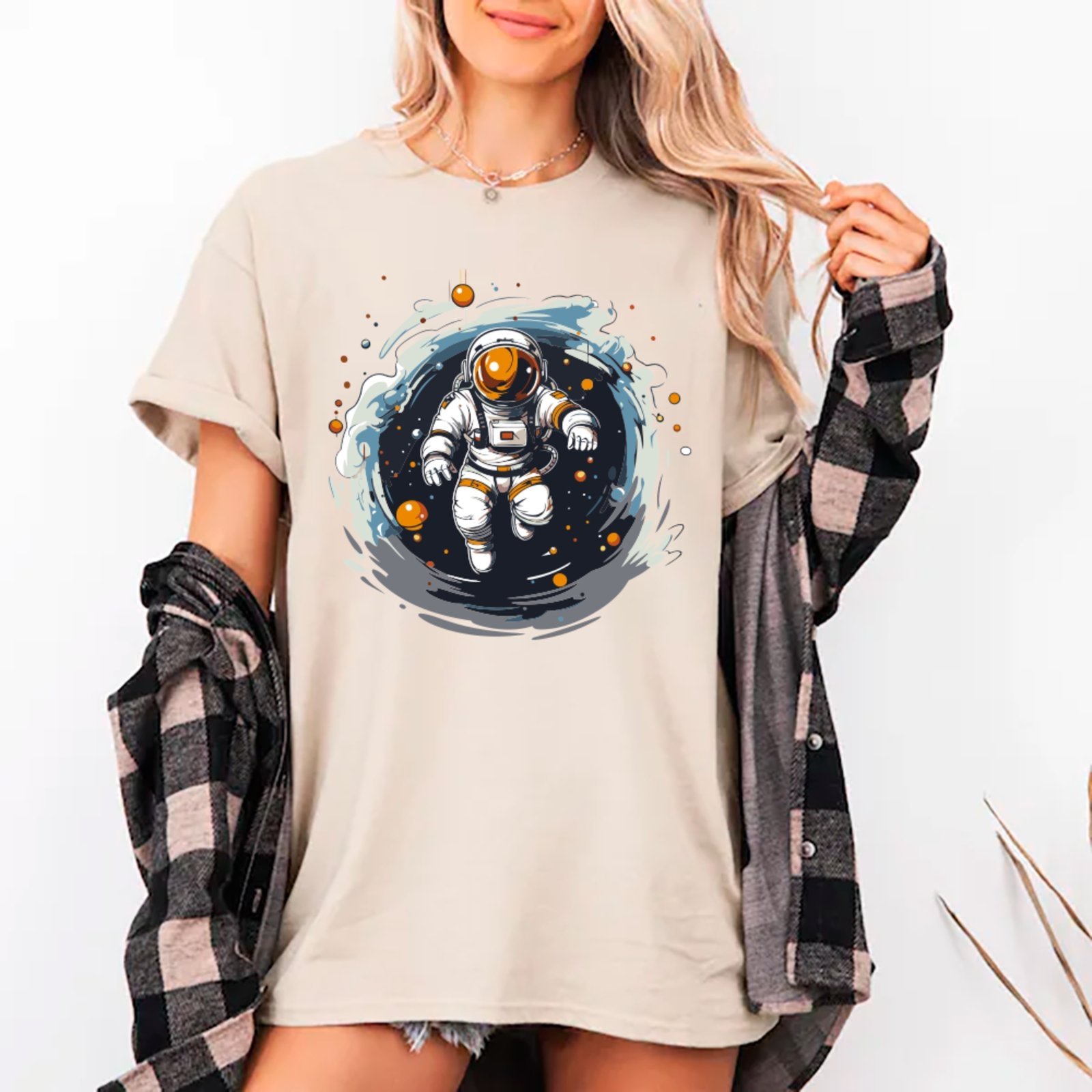 Vista 2 Camiseta Ousy Unissex Streetwear Astronauta Vórtice Espacial Visual Impactante Oversized Off White off-white white ousy off-white white