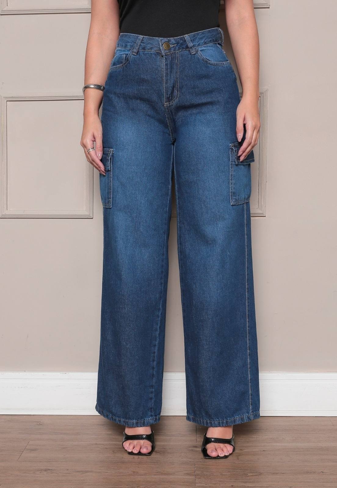 Calça Feminina Avec Wide Leg Cargo Despojada E Refinada Azul Manchado
