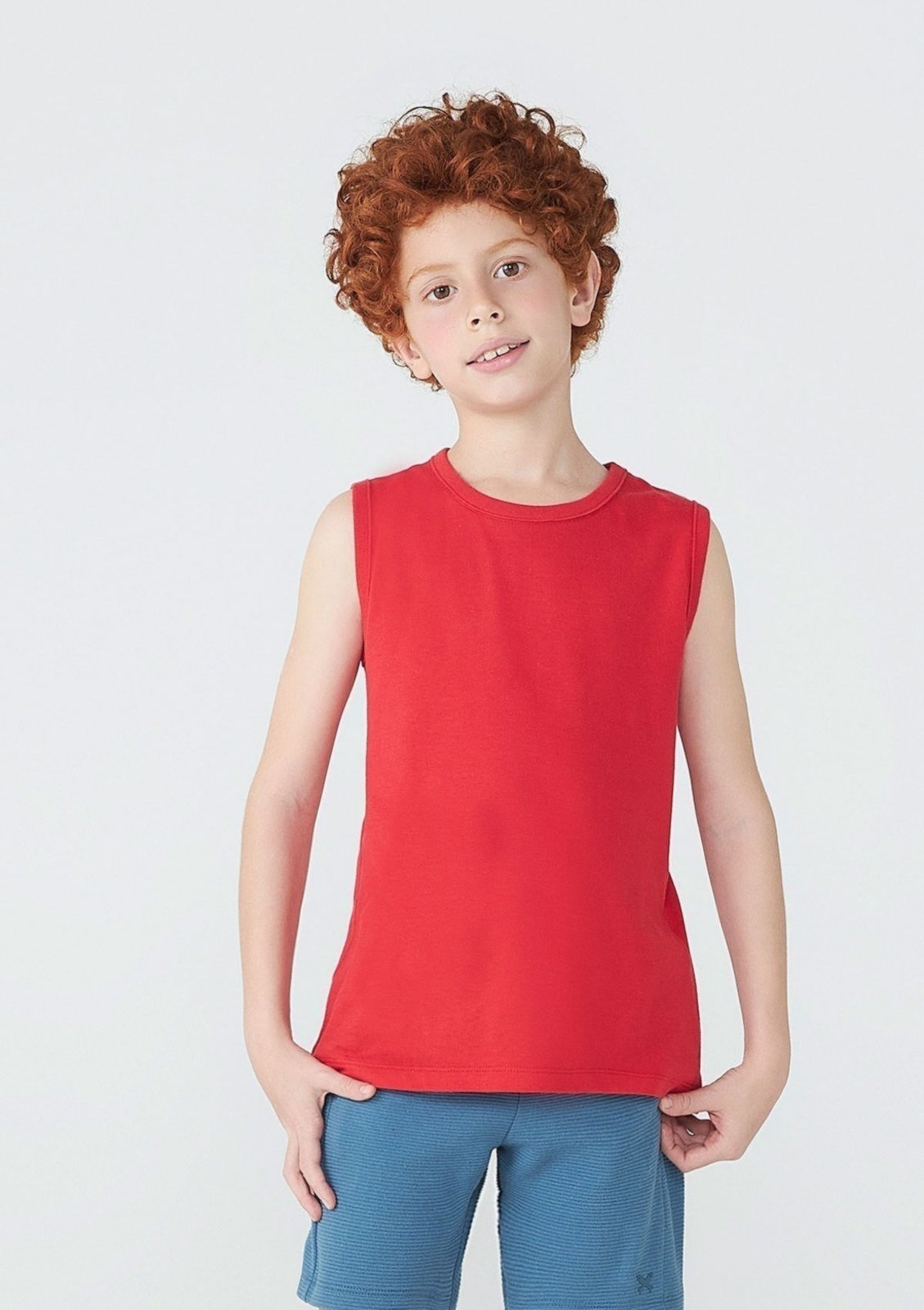 Vista 2 Infantil - Regata Básica Menino Modelagem Tradicional Tam 1 A 16 Hering vermelho Hering vermelho