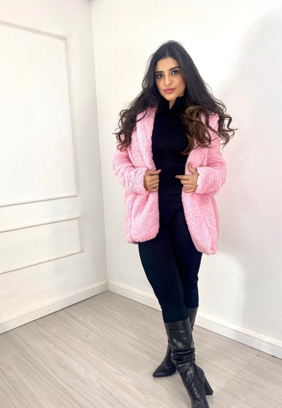 Casaco Teddy Longo Grosso Rosa