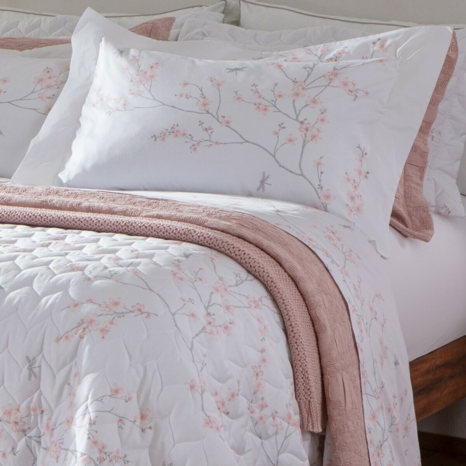 Vista 3 Kit Colcha 300 Fios Naturalle Flor de Cerejeira Rosa Naturalle Fashion branco/rosa rosa Naturalle Fashion branco/rosa rosa