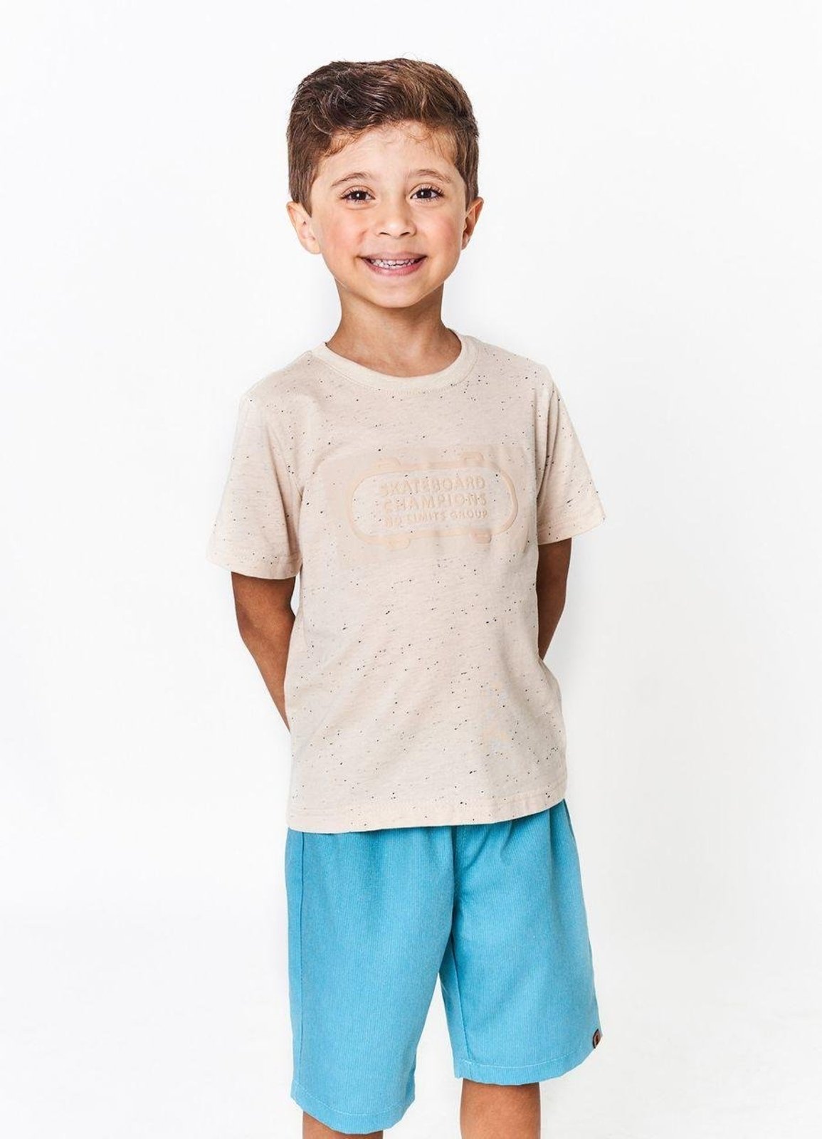 Infantil - Conjunto Skateboard Manga Curta Bege Camiseta Short Branco