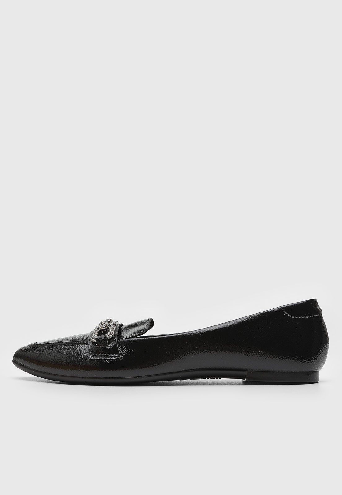 Mocassim Feminino Moleca Verniz Detalhe Metálico Preto