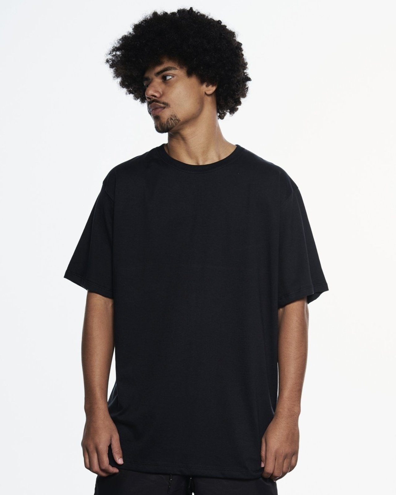 Camiseta Regular Lisa - Preto
