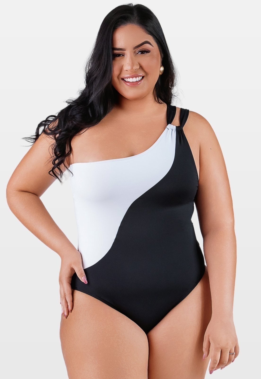 Maiô Summer Soul Um Ombro Só Plus Size Preto e Branco