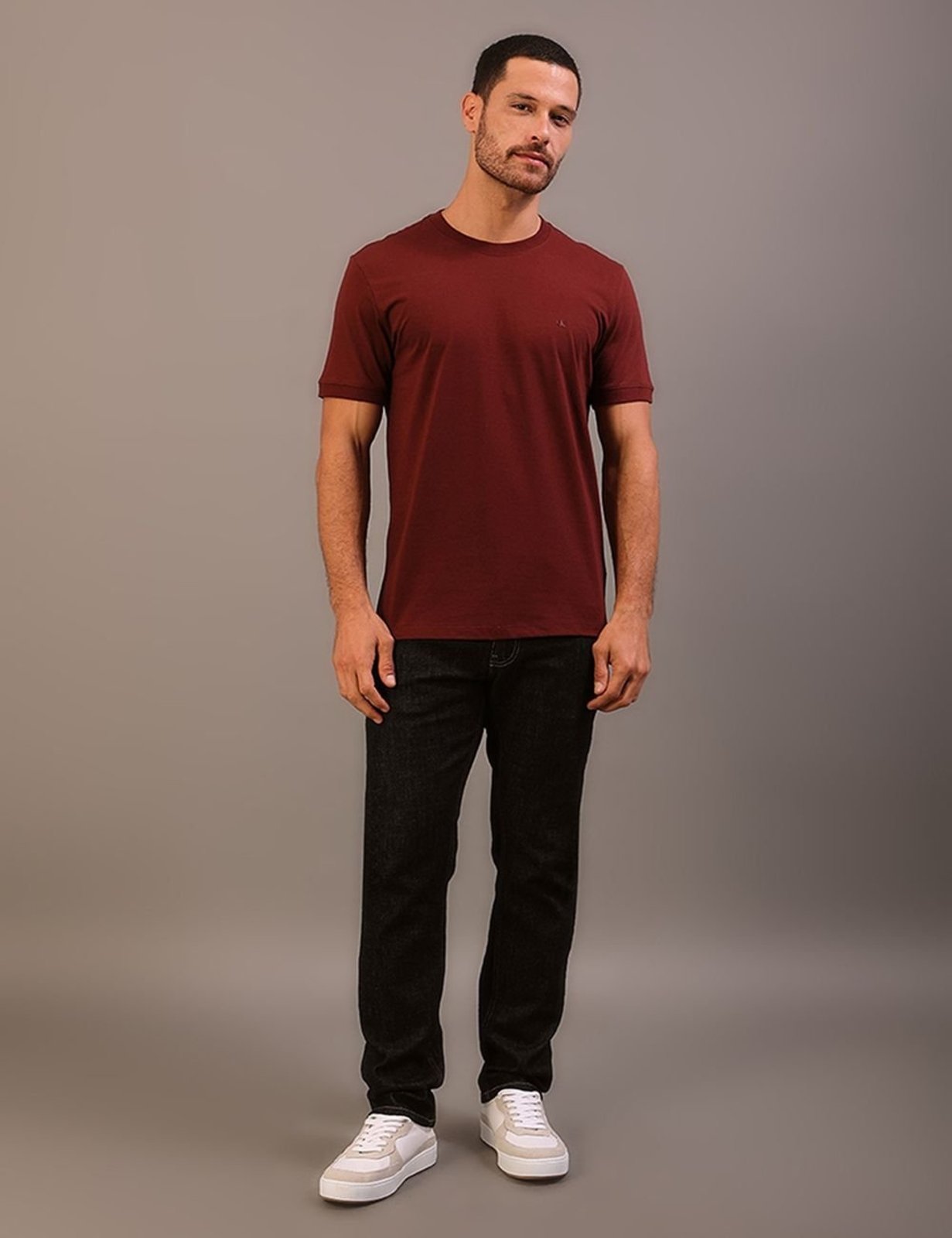 Camiseta Manga Curta Calvin Klein Jeans Masculino Malhão Com Punhos - Bordo Calvin Klein Jeans