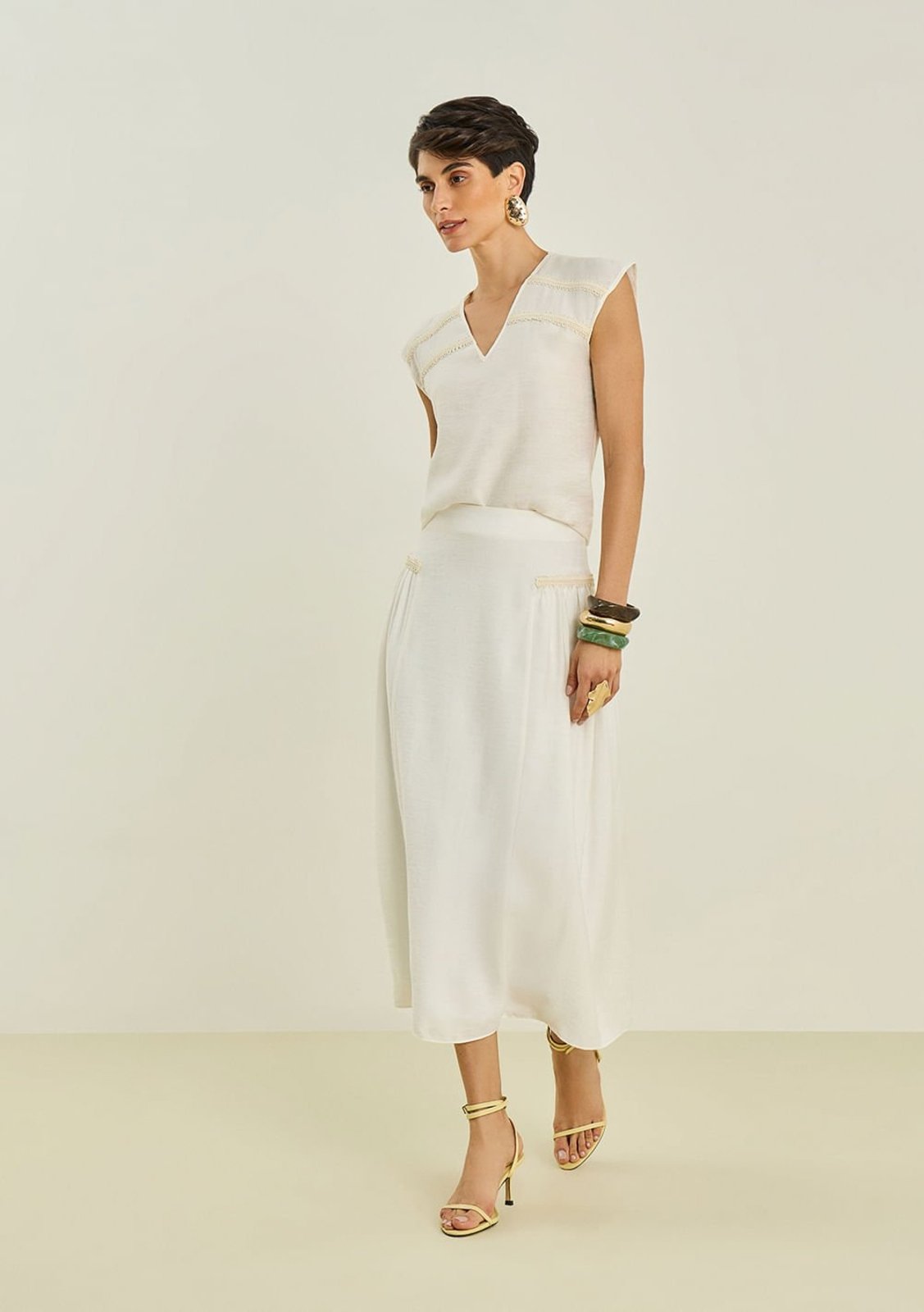 Vista 2 Regata Maria Valentina Solta Decote V Padrão Off-white off-white white Maria Valentina off-white white