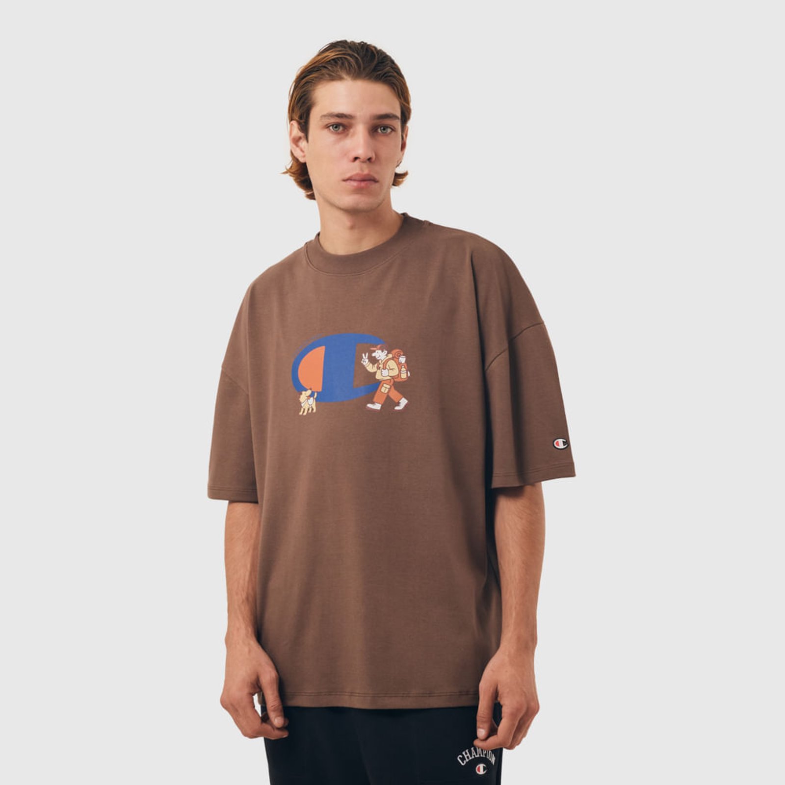 CAMISETA OVERSIZED CHAMPION LIFE HIKER C LOGO