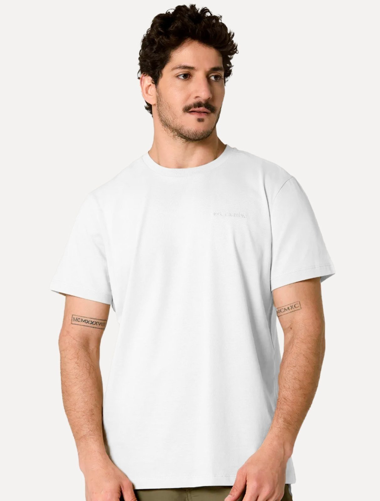 Camiseta Columbia Masculina Basica Logo Bordado Preta