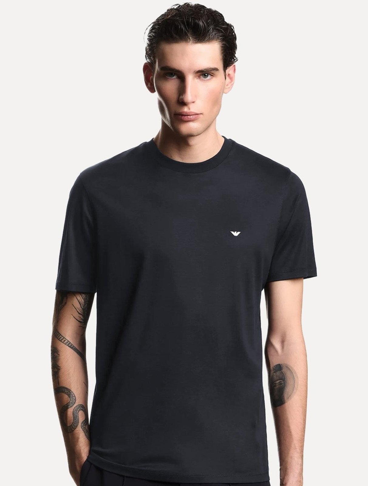 Camiseta Emporio Armani Masculina Essential Embroidery Logo Azul Marinho