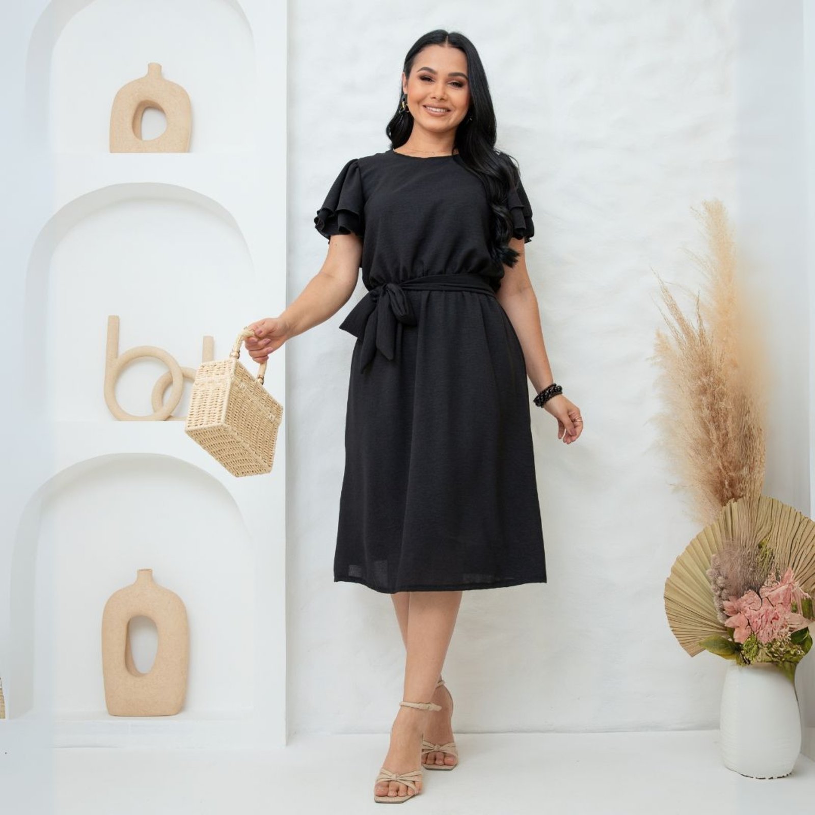 Vestido Midi Com Manga Curta Sofisticado em Duna