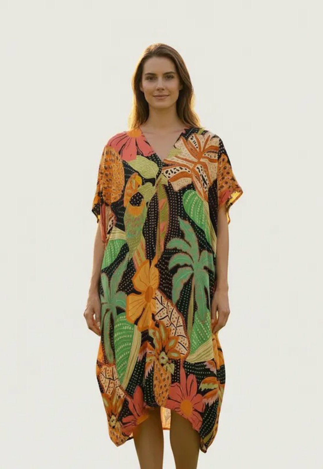 Vista 3 Vestido Kaftan Mutum Detalhes nas Costas Estampa Jardim do Verão Amazonia Vital preto