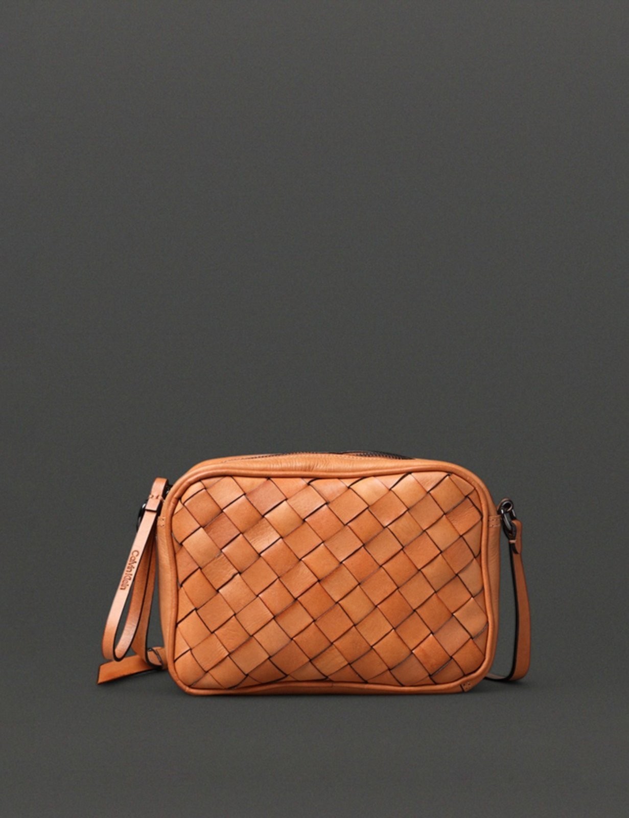 Vista 2 Bolsa Média Feminina Tressê Calvin Klein - Havana caramelo caramelo