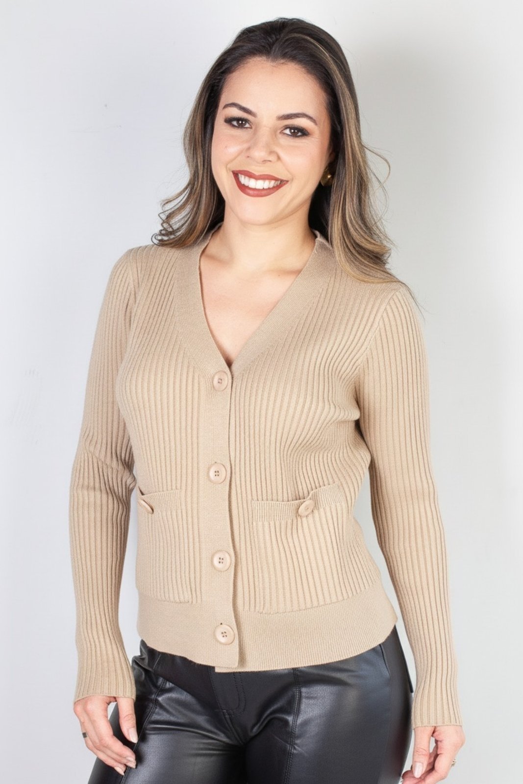 Casaco Enluaze Tricot Botões e bolsos 80994 – Bege