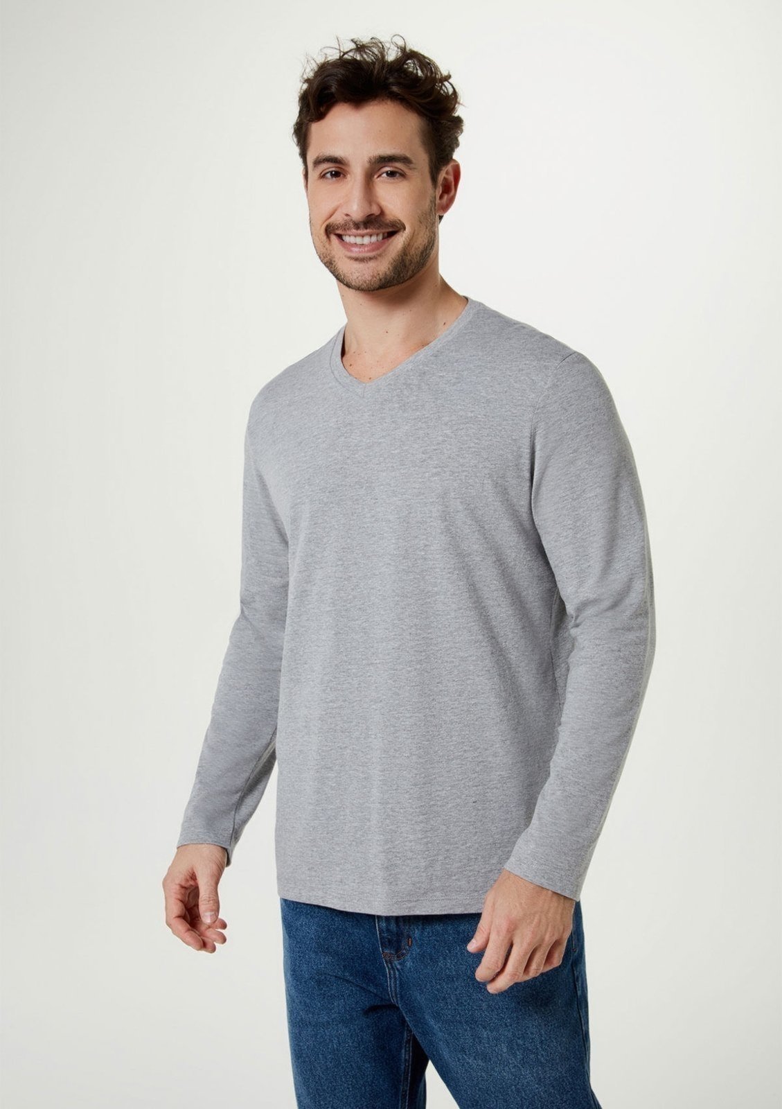 Camiseta Básica Masculina Manga Longa Decote V World