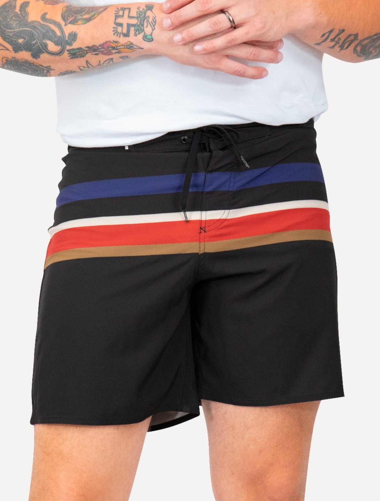 Vista 2 Bermuda Osklen Masculina D'Água Surf Tex Stripes Preta cáqui Osklen cáqui