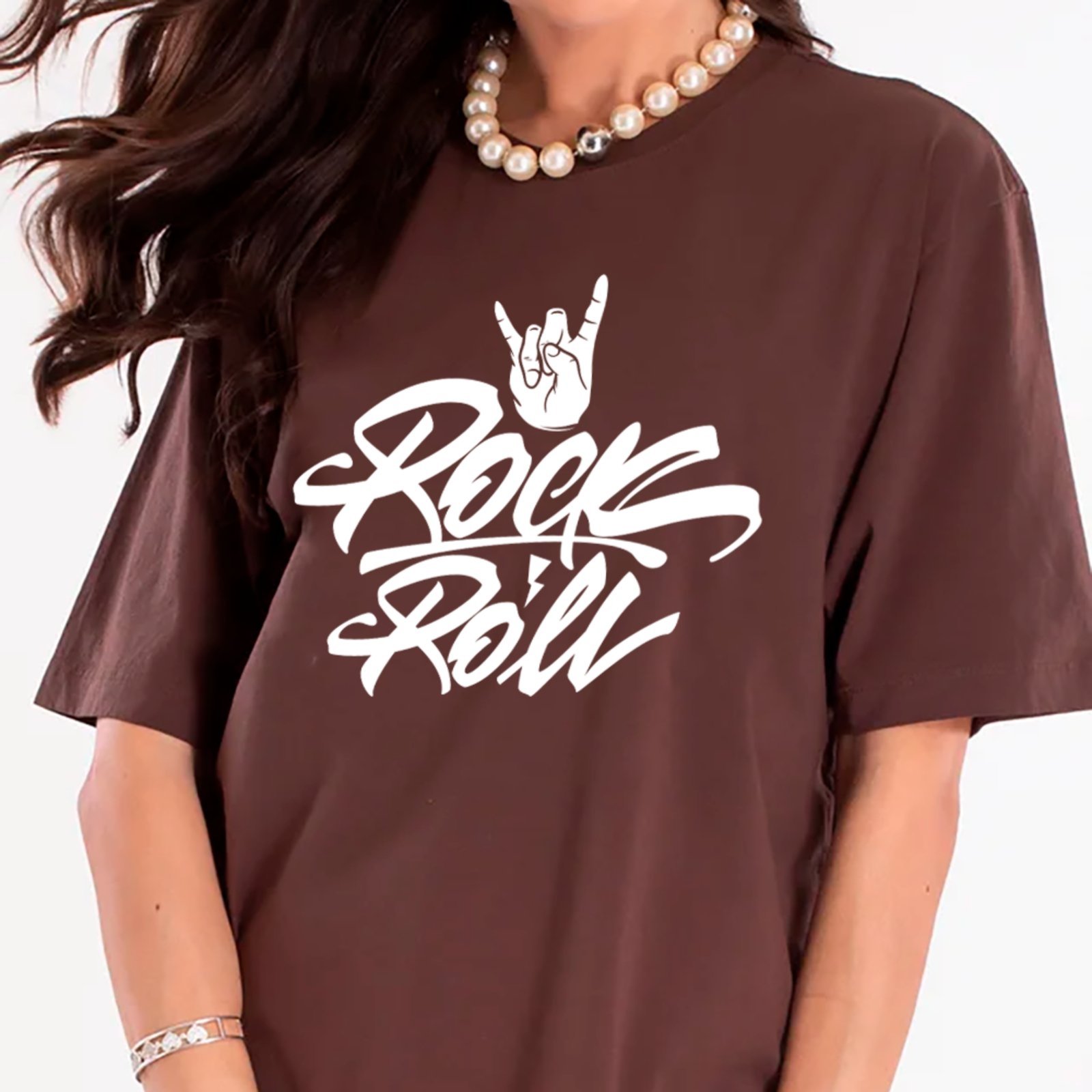 Camiseta Ousy Streetwear Rock Roll Lifestyle Oversized Unissex Marrom