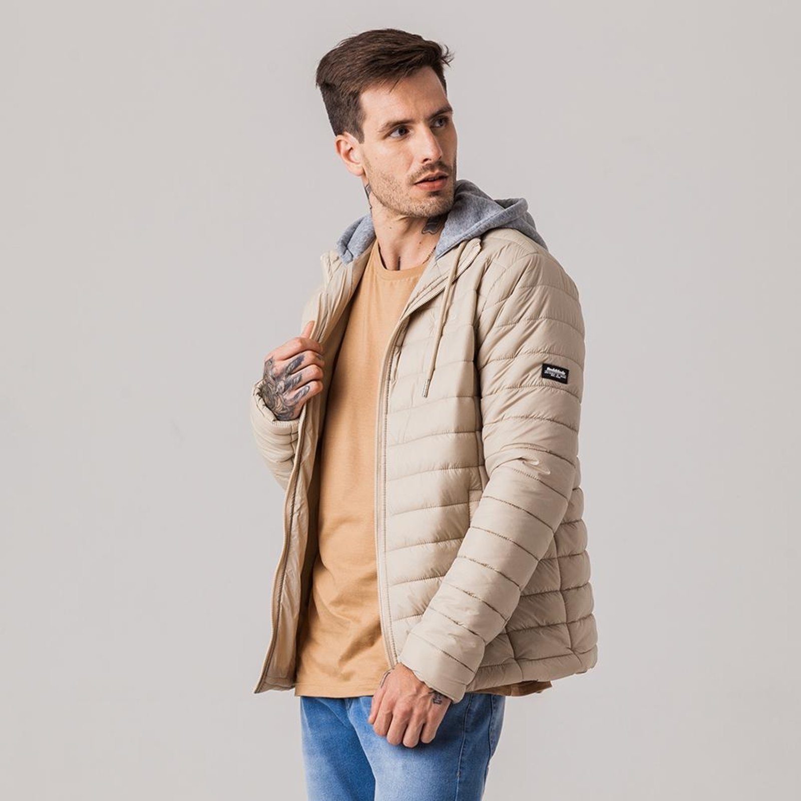 Jaqueta Puffer com capuz de moletom Masculina Rock e Soda Caqui