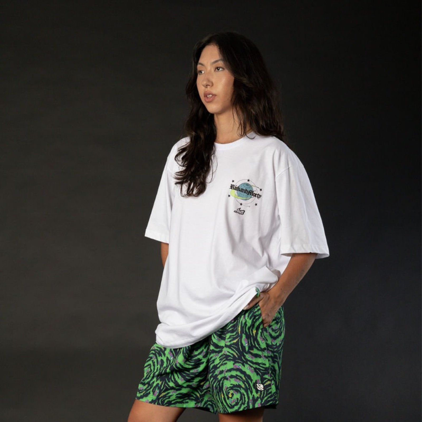 Camiseta Lost X Rick and Morty – Peace Among World