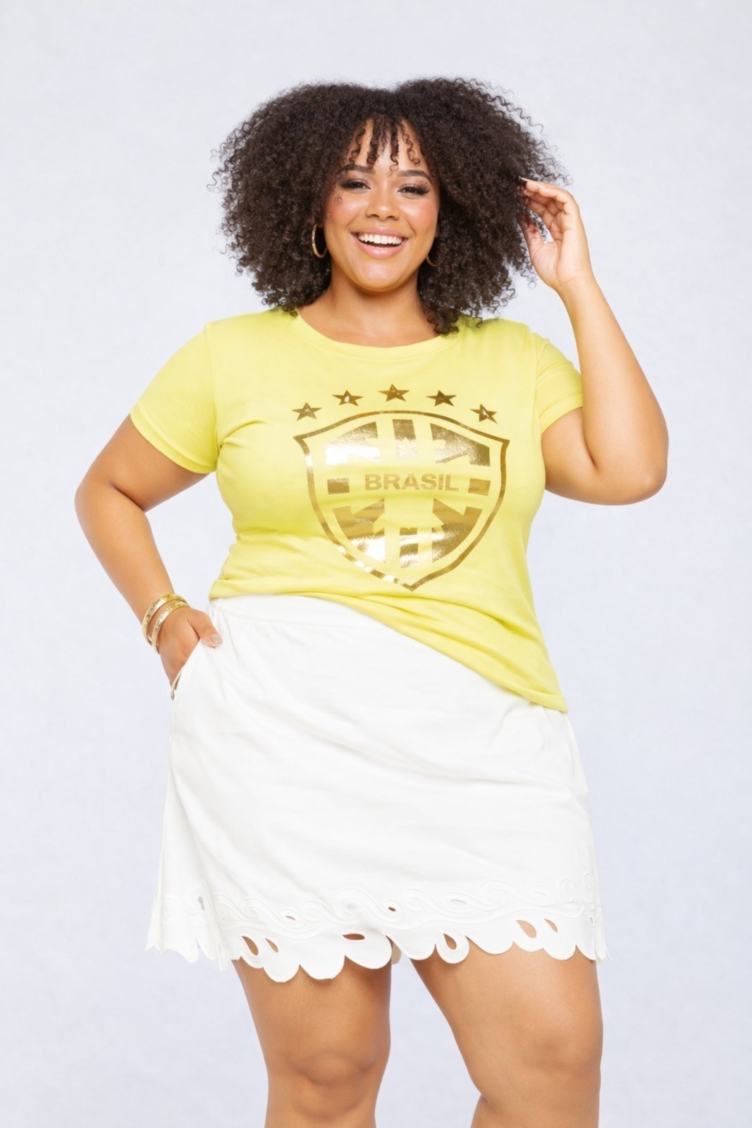 T-shirt Plus Size D Bell Outlet Fashion Brasão Seleção Brasil Amarela