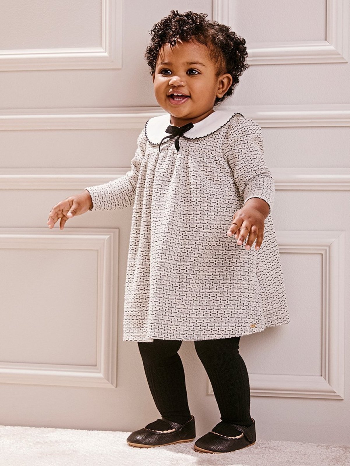 Infantil - Vestido Menina Animê de Tweed com Gola Boneca e Laço de Veludo