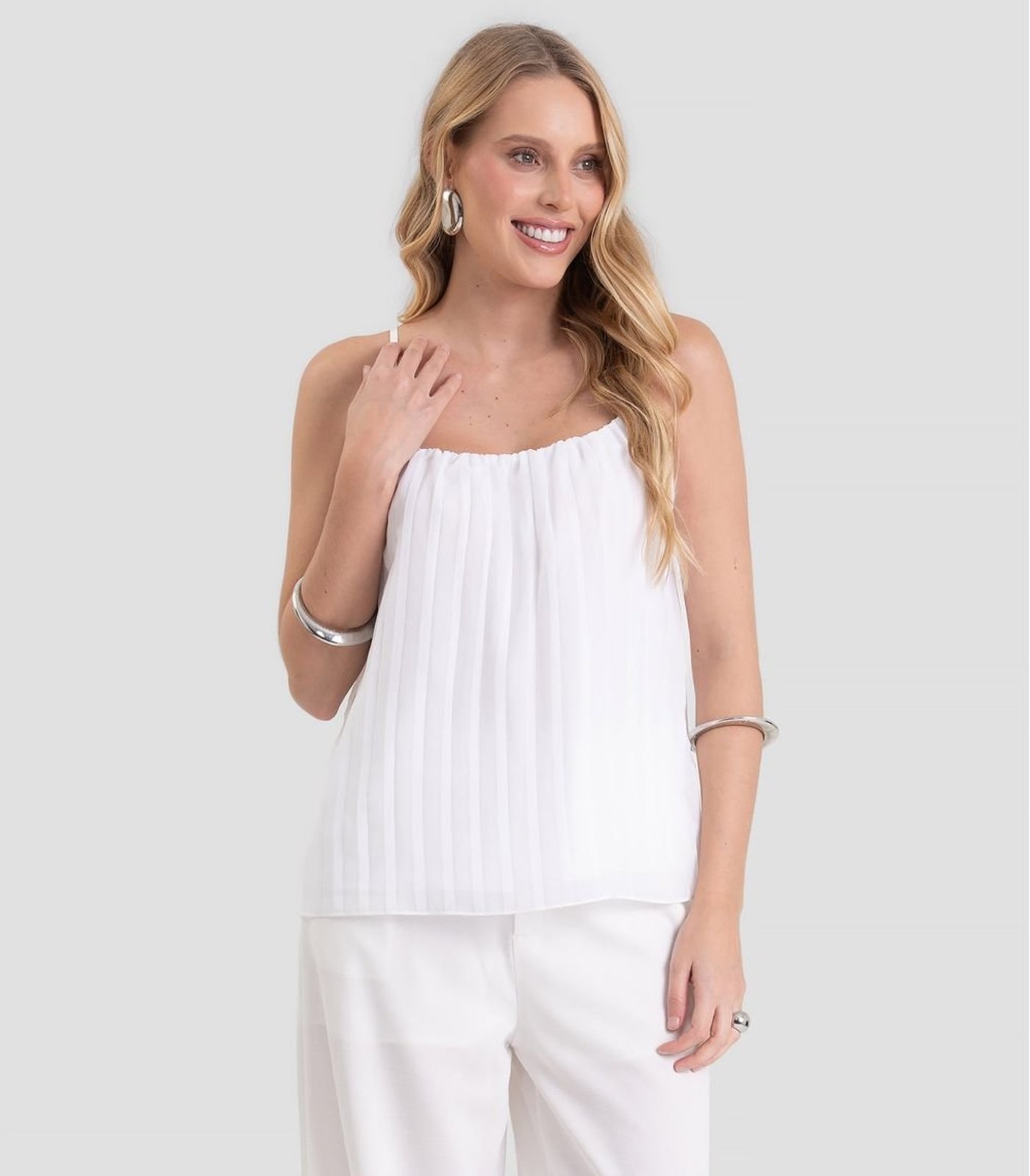 Blusa De Alça Feminina Em Chiffon Plissado Dianna Bege