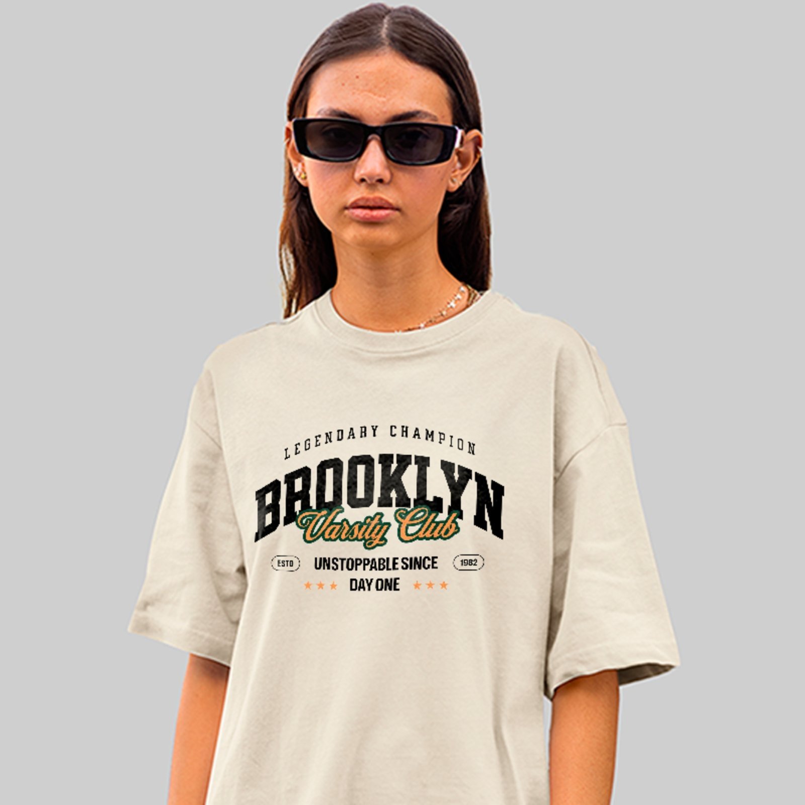 Camiseta Oversized Premium Brooklyn Varsity Club New York Unissex Off White