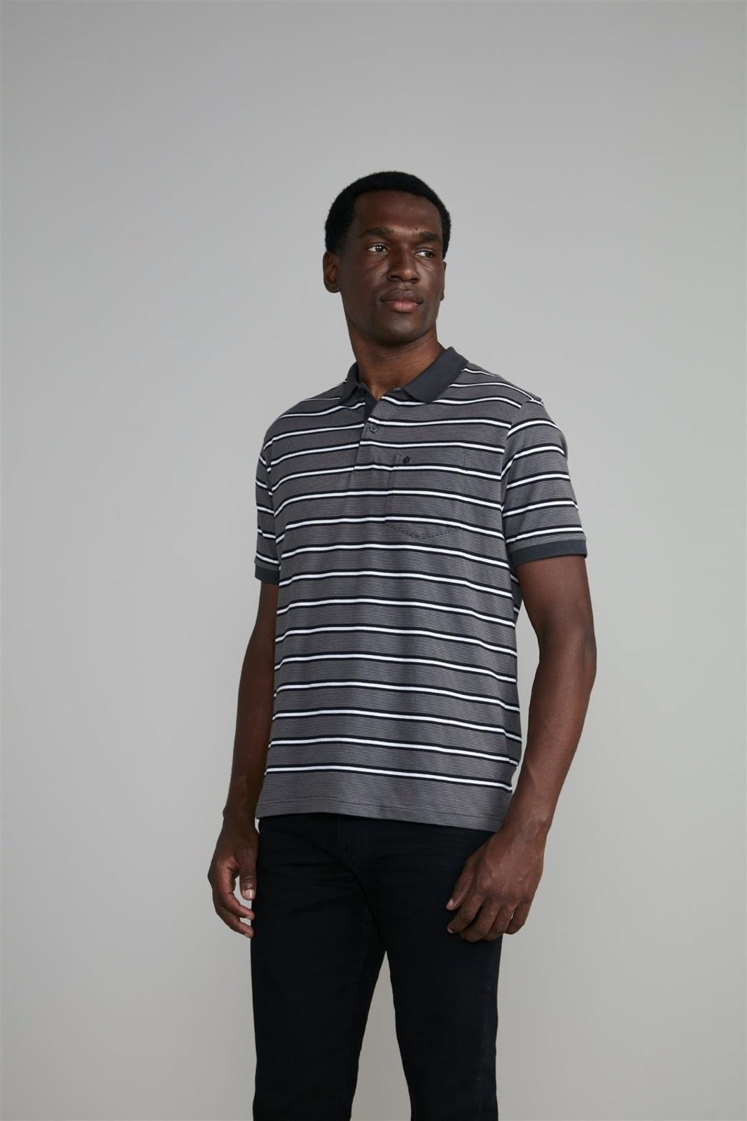HIGHSTIL Camisa Polo com Bolso Malha Comfort - Cinza Chumbo / Cinza Concreto