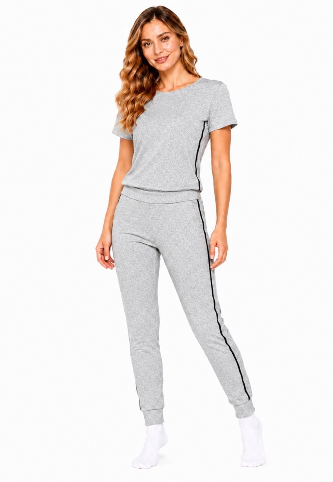 Pijama Feminino Maria Paes Mecla com Detalhe Preto