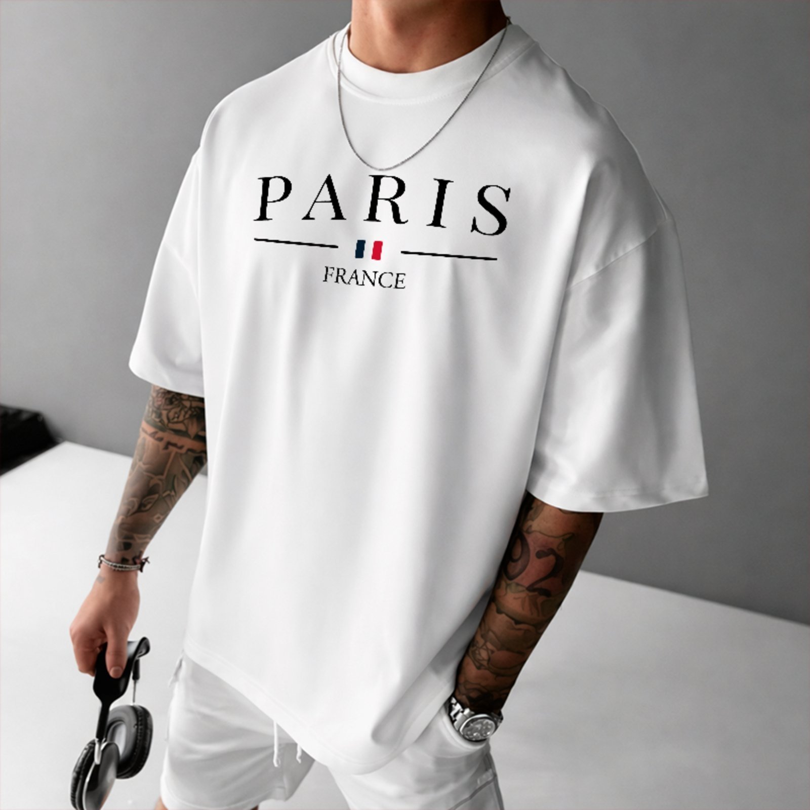 Vista 2 Camiseta Oversized Paris Estilo Urbano Luxo Estética Algodão Premium ousy branco ousy branco