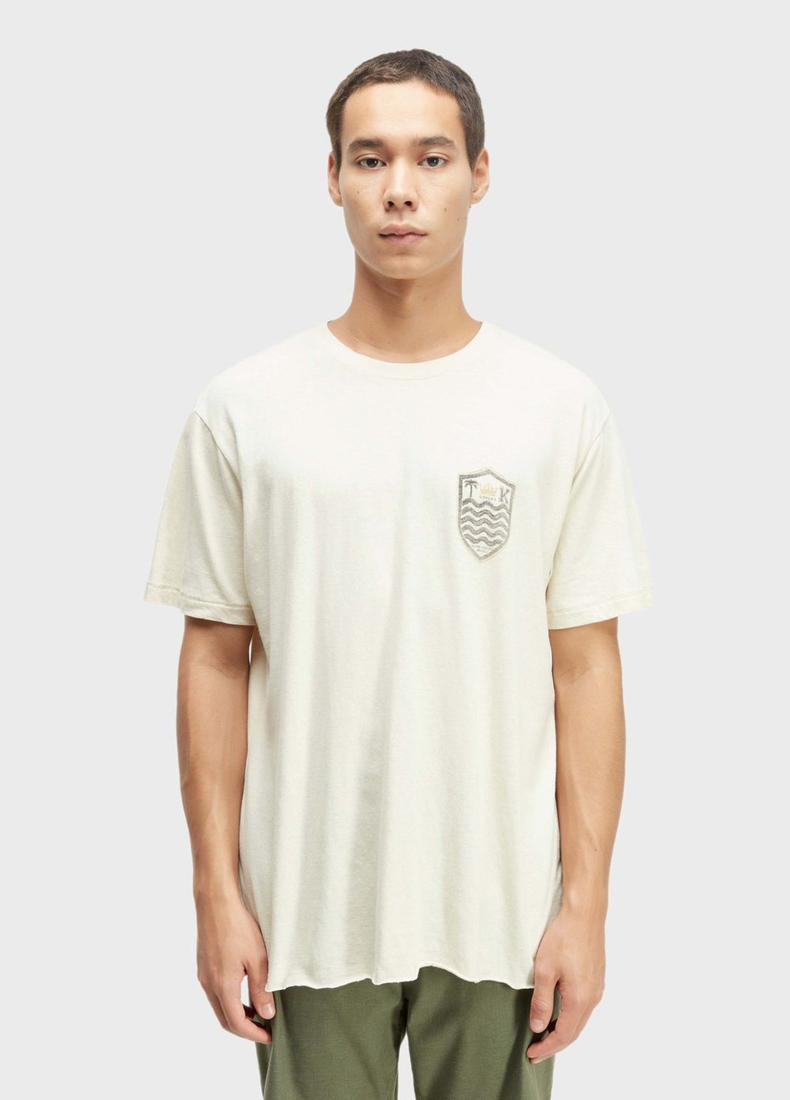 T-shirt brasão caiçara linen OSKLEN