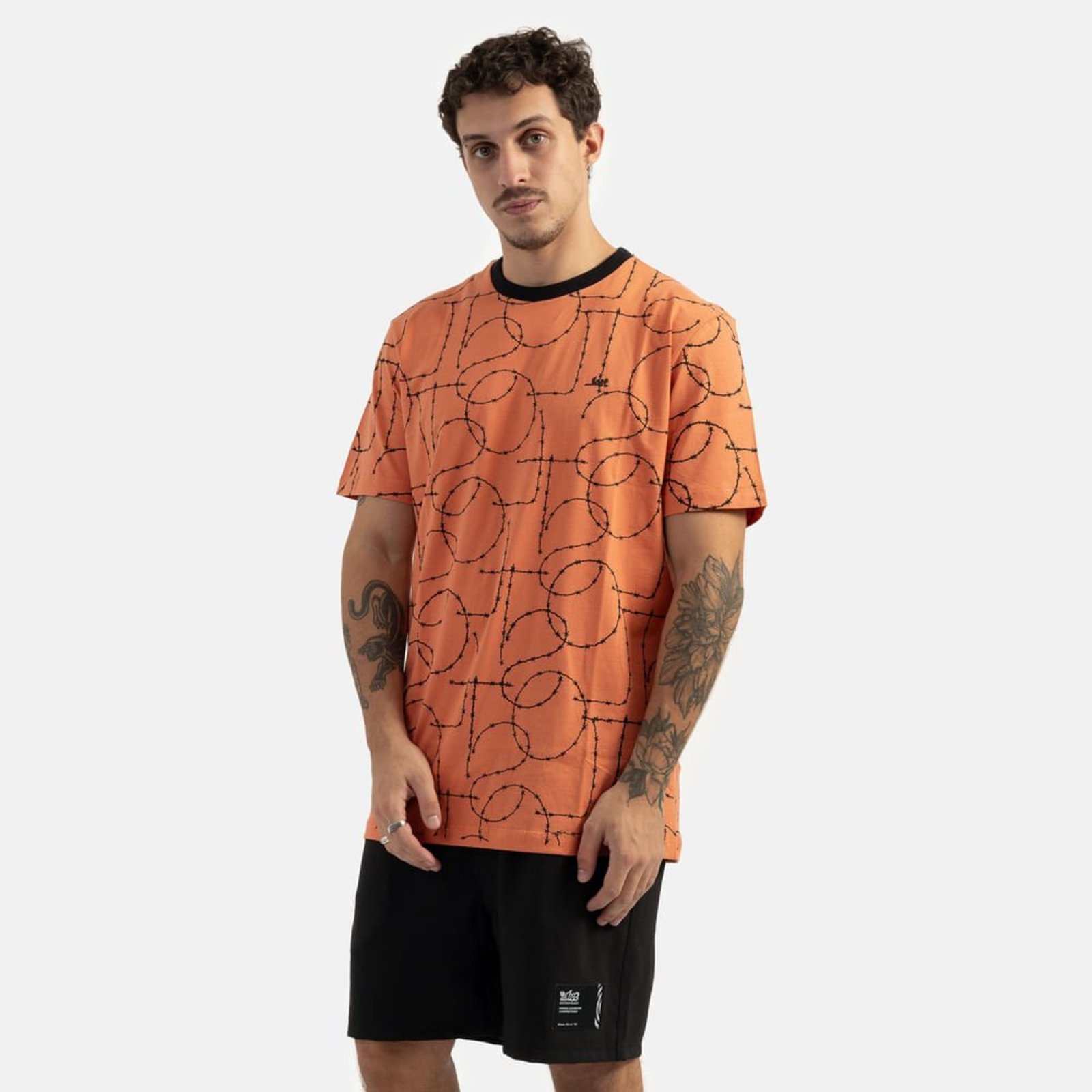 Tshirt Lost Digital Laranja