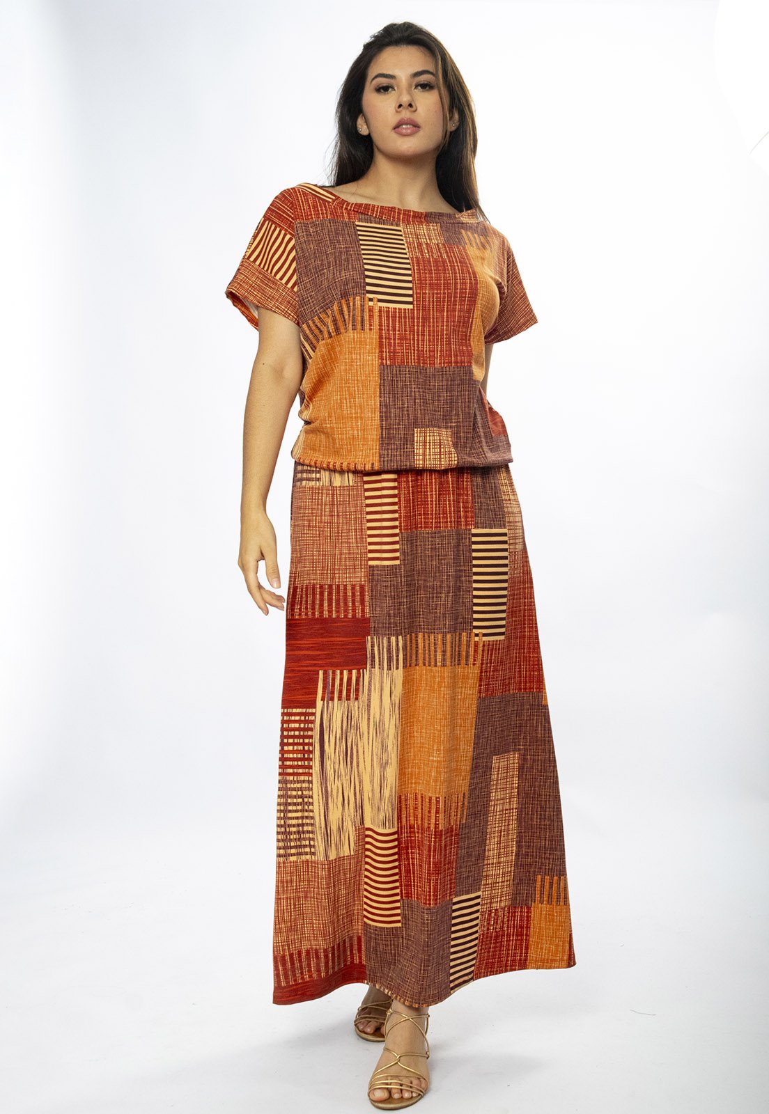 Vista 2 Vestido Longo Amazônia Vital Morcego Malha Estampa Tramas do Sol Amazonia Vital bege/marrom/vermelho