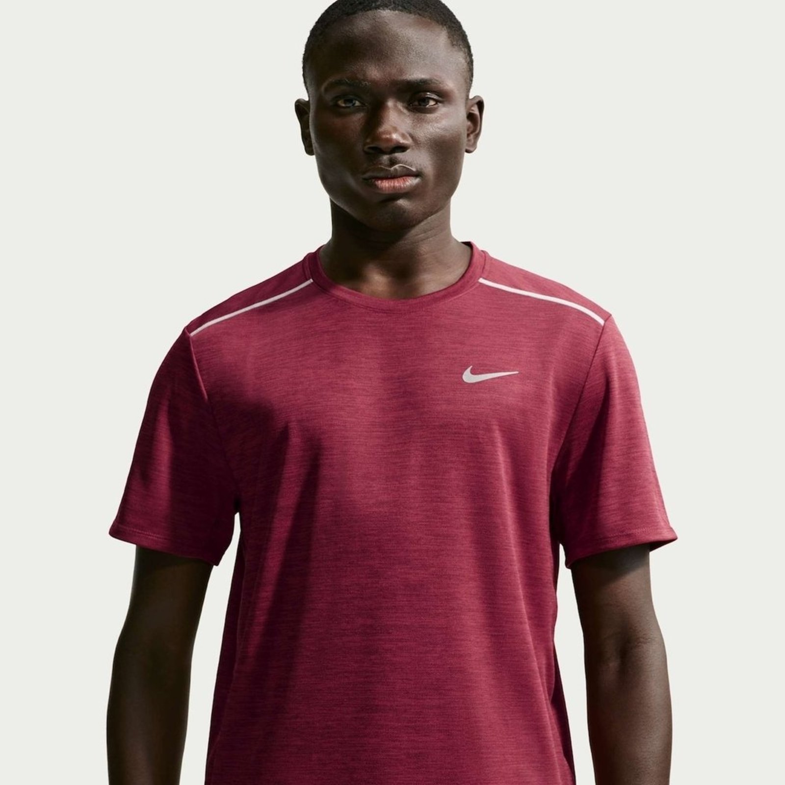 Camiseta Dri-FIT Nike UV Miler Masculina