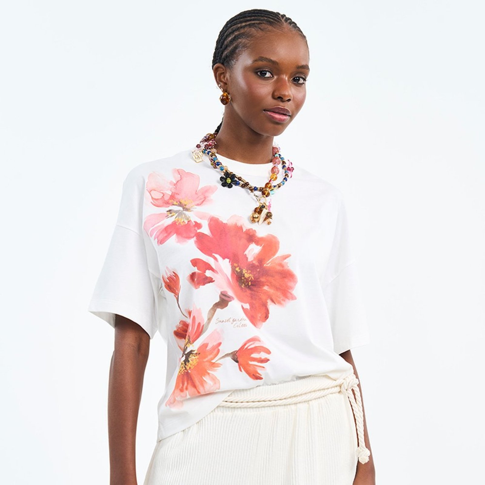Camiseta Colcci Flower Pr27 Off White Feminino