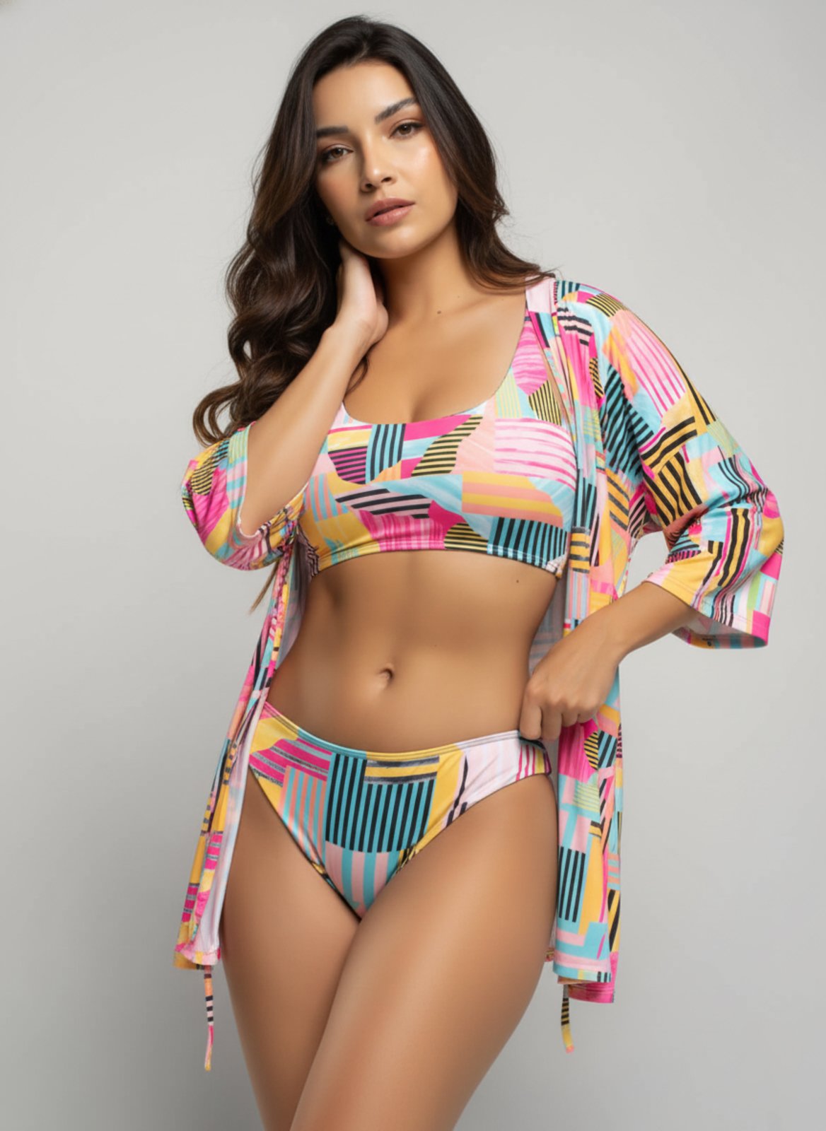 Conjunto Vicbela Biquíni Top Faixa Bojo Removível Calcinha Comum + Saída de Praia Kimono Amarelo