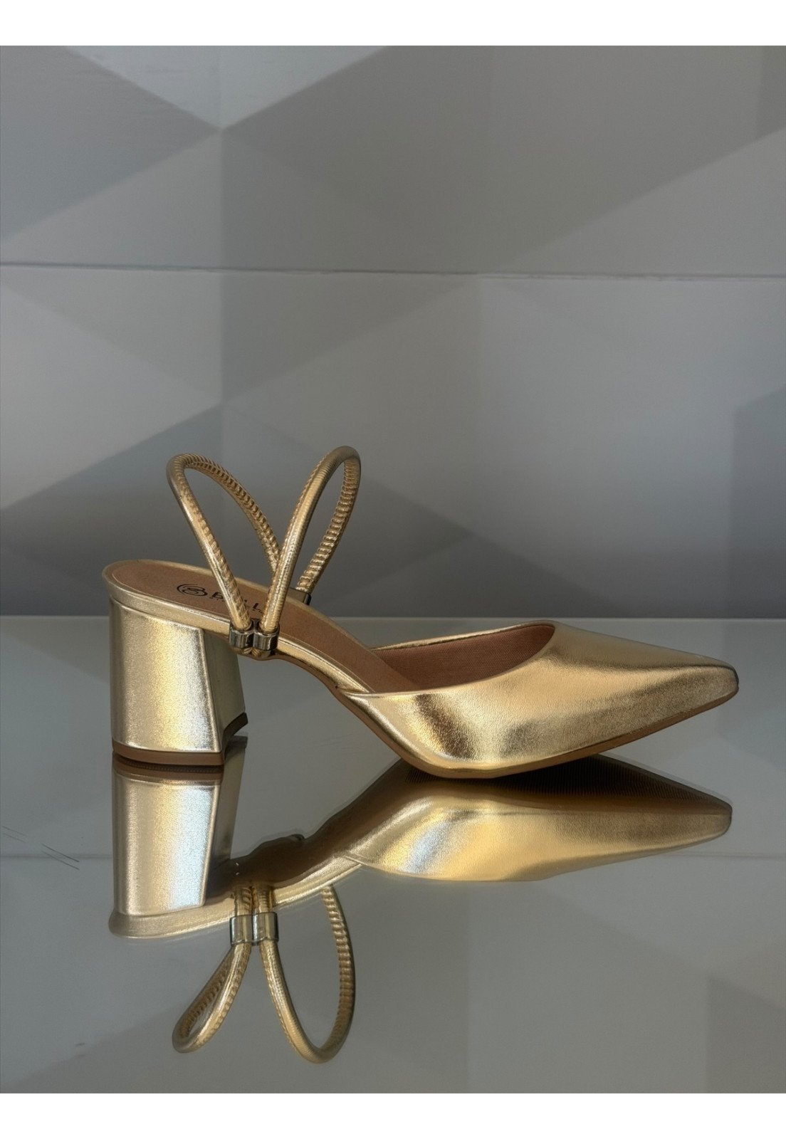 Scarpin 2 em 1 Dourado Metalizado Salto Bloco 7 cm Luxo Festa