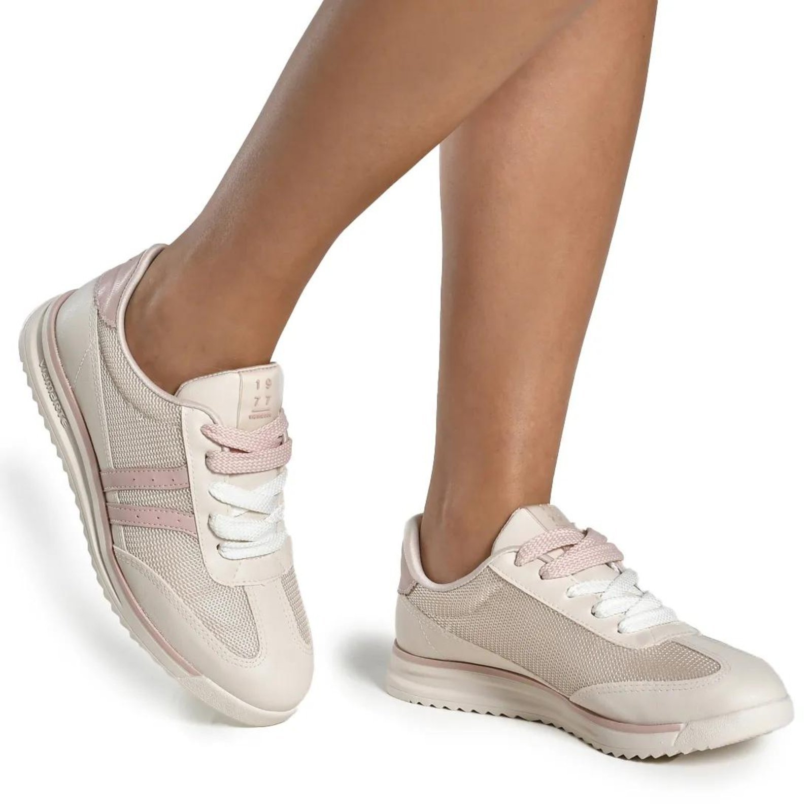 Vista 2 Tênis Via Marte Retrô Feminino branco VIA MARTE branco